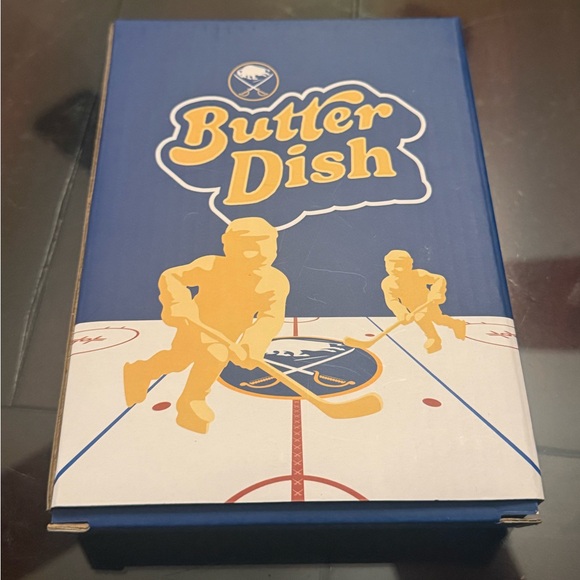 Sabres Hockey Themed Butter Dish - Picture 2 of 8
